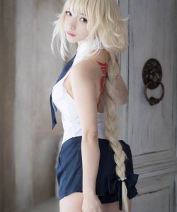 清纯美少女黑丝诱惑cosplay图片