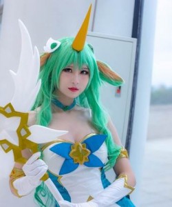 LOL星之守护者索拉卡cosplay图片