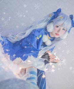 甜美可爱初音未来cosplay