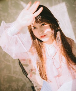 花房姑娘唯美蕾丝美女性感图片